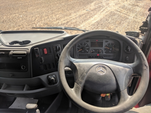 FRANTZ KING – TRUCK MERCEDES 1824 CURTAINSIDED (1)