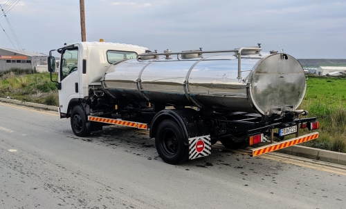 FRANTZ KING – ISUZU N75.190 WATER TANK (1)