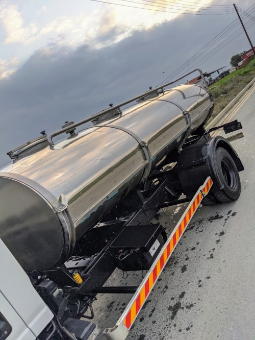 FRANTZ KING – ISUZU N75.190 WATER TANK (2)