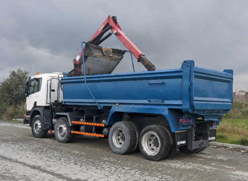 FRANTZ KING – TRUCK SCANIA P380 GRAB TIPPER 8X4 HMF CRANE 2010 (18)